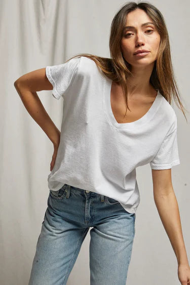 Hendrix Cotton Short Sleeve Boxy V Neck Tee in White