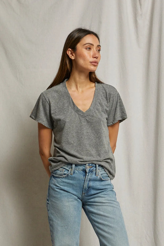 Hendrix Cotton Short Sleeve Boxy V Neck Tee in Heather Grey