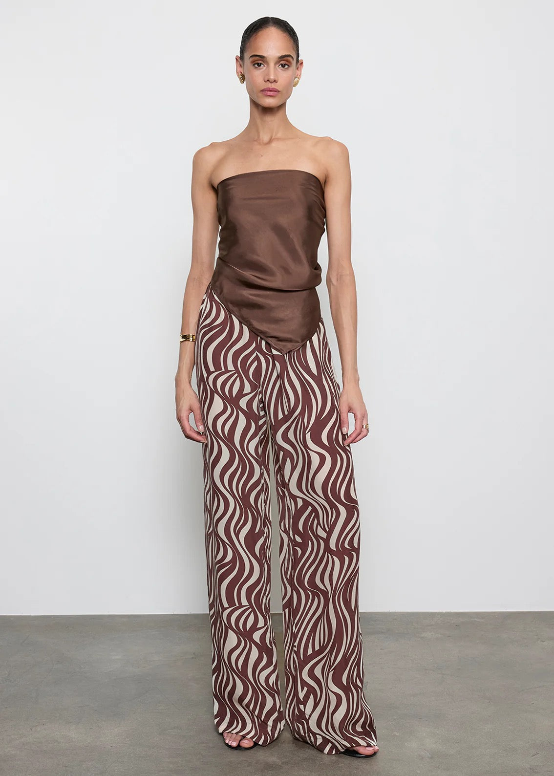 Fluid Twill Scarf Top in Chocolate