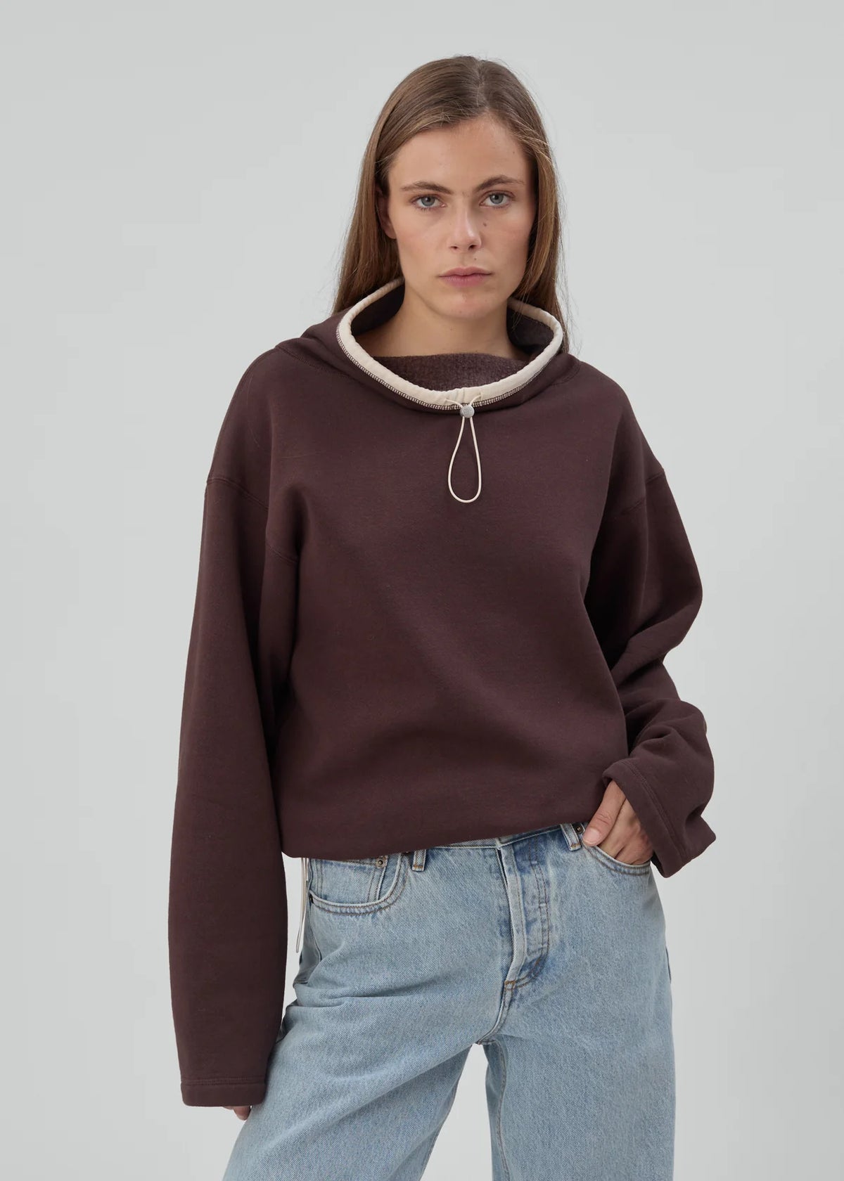 Rec Pullover in Chocolate Brown