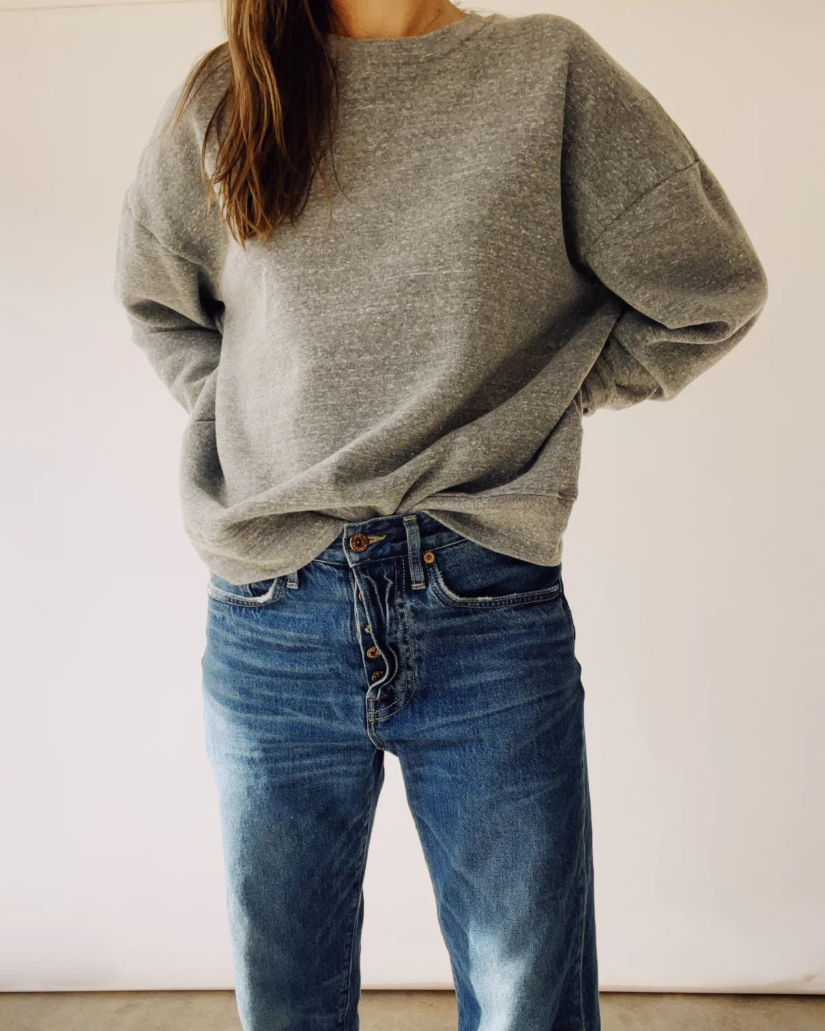 The Boxy Sweatshirt in PE Grey