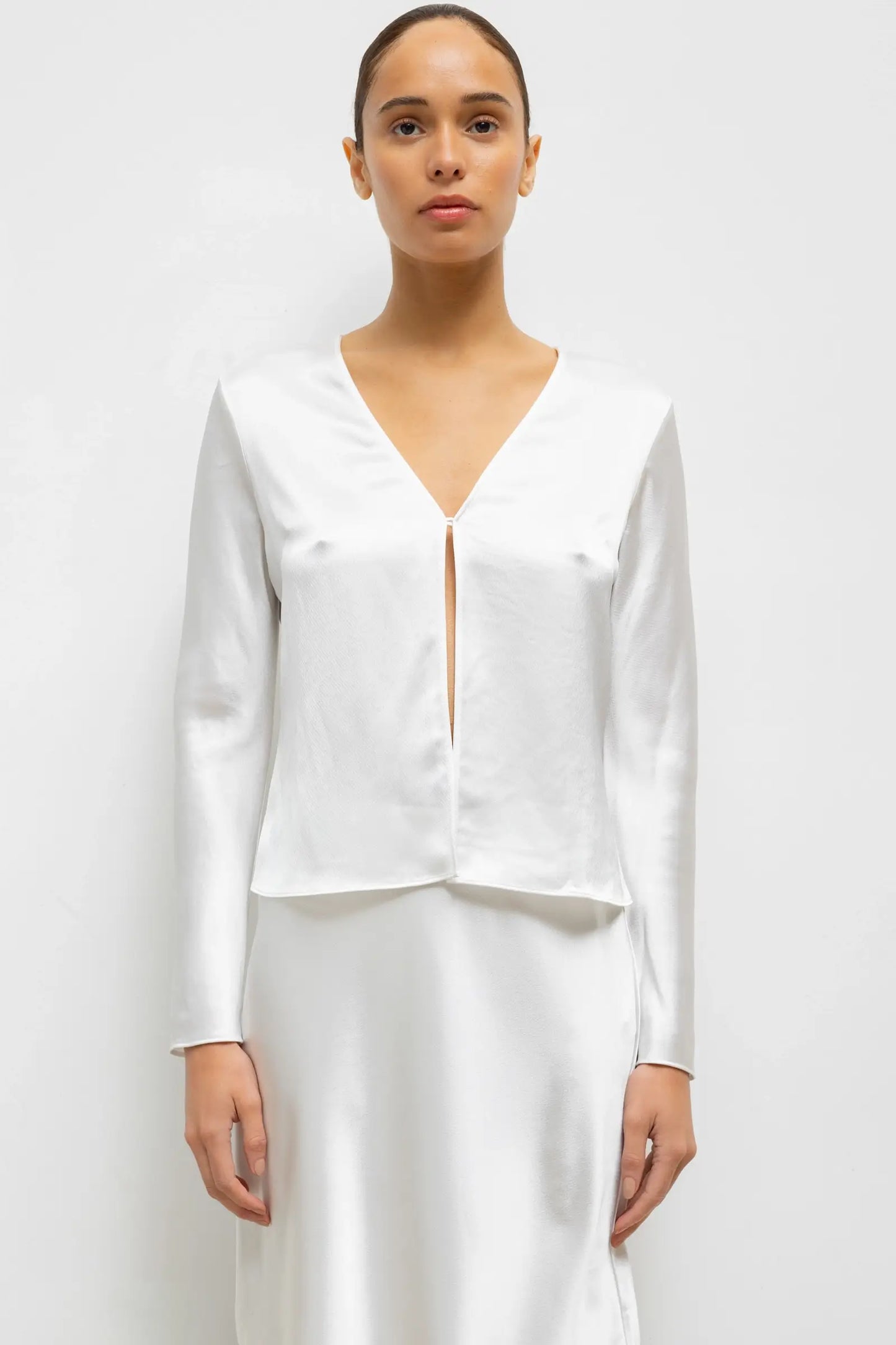 Barb Button Long Sleeve Top in Optic White