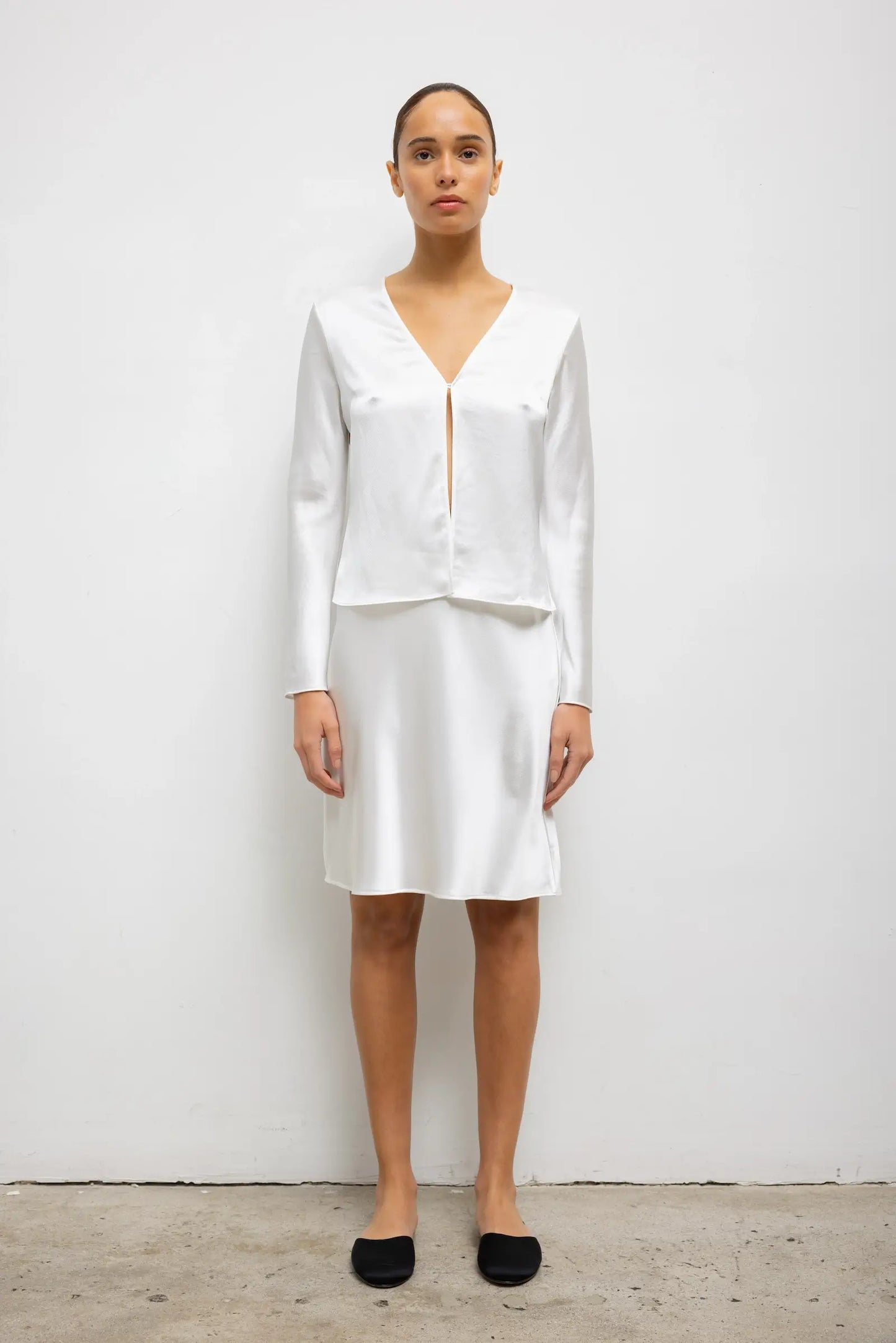 Barb Button Long Sleeve Top in Optic White