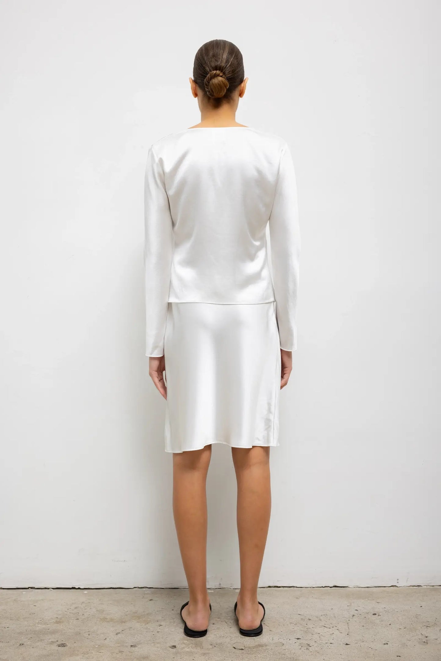 Barb Button Long Sleeve Top in Optic White