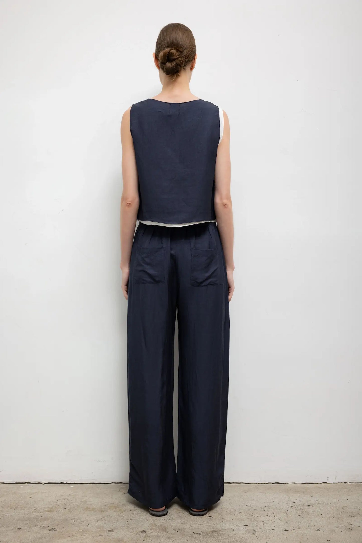 DANIEL DRAWSTRING POCKET PANT in Midnight