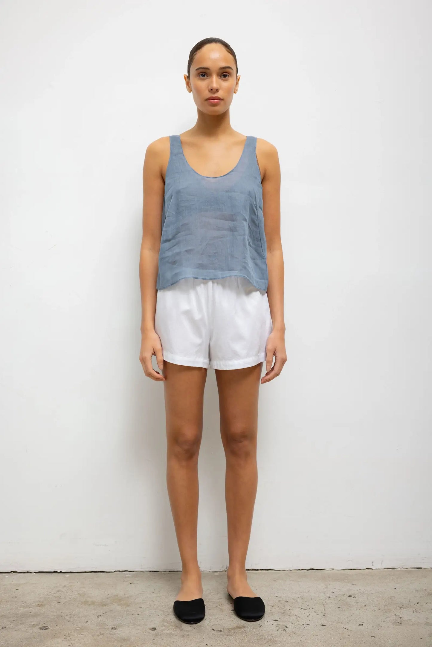 YOKO SUMMER SHORT IN WHITE