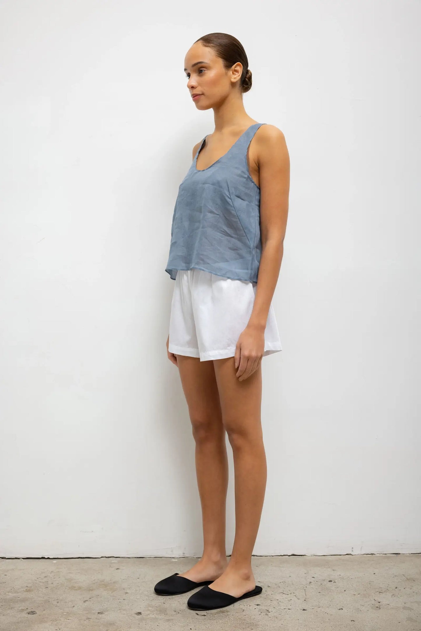 YOKO SUMMER SHORT IN WHITE
