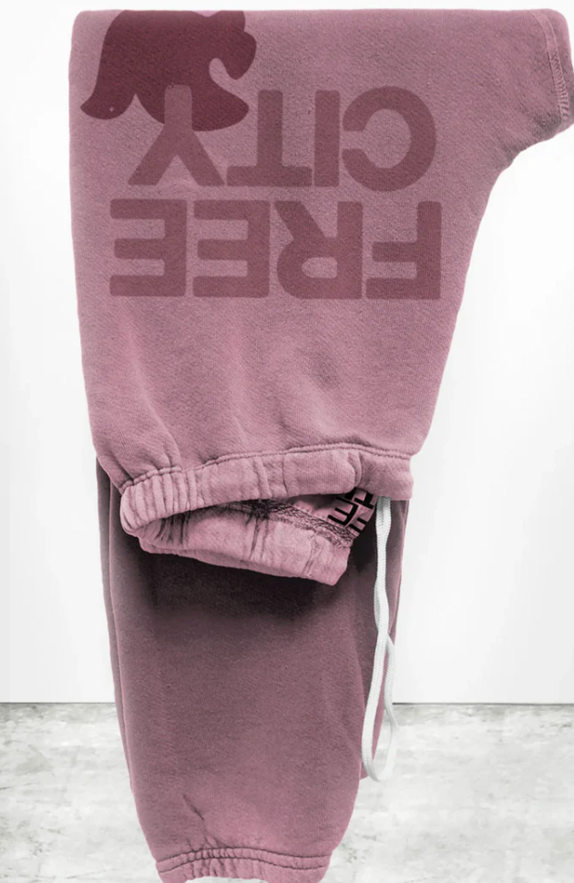 Freecity Large Sweatpant in Makeup