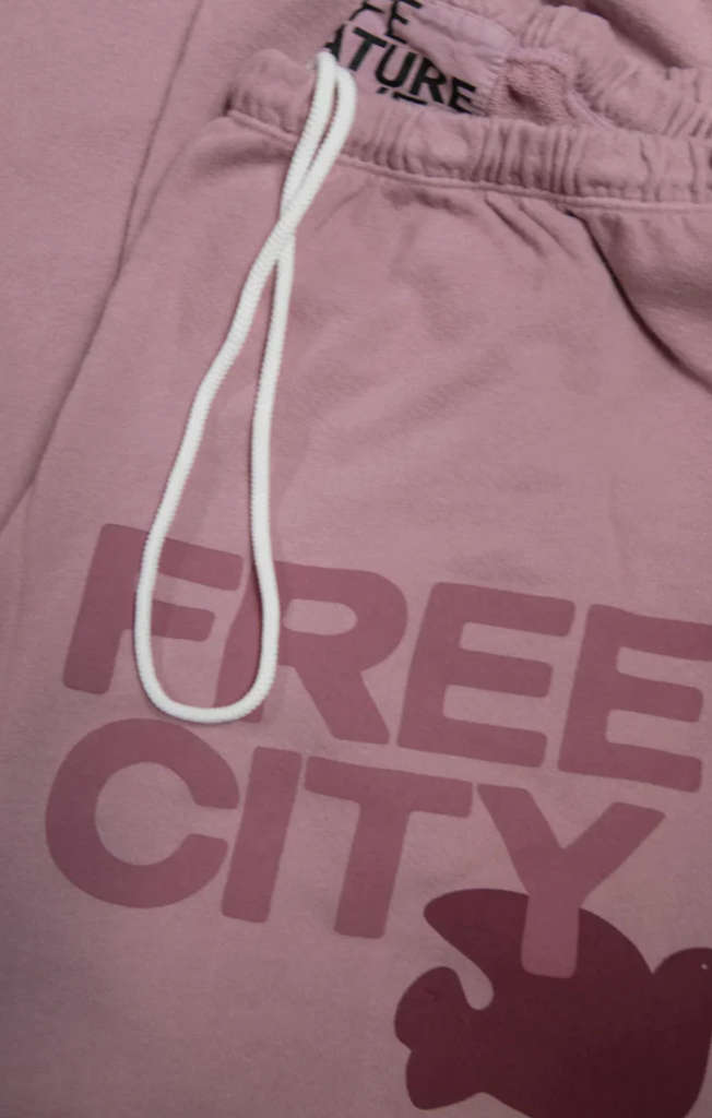 Freecity Large Sweatpant in Makeup