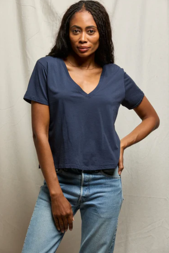 Beckett Crispy Cotton V/U Neck Tee in Navy