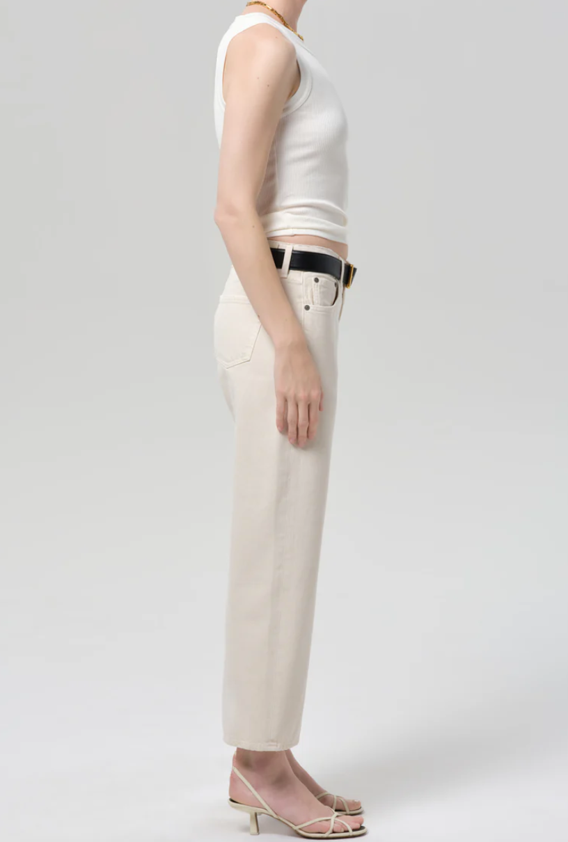 Faye Vintage Straight in Almond