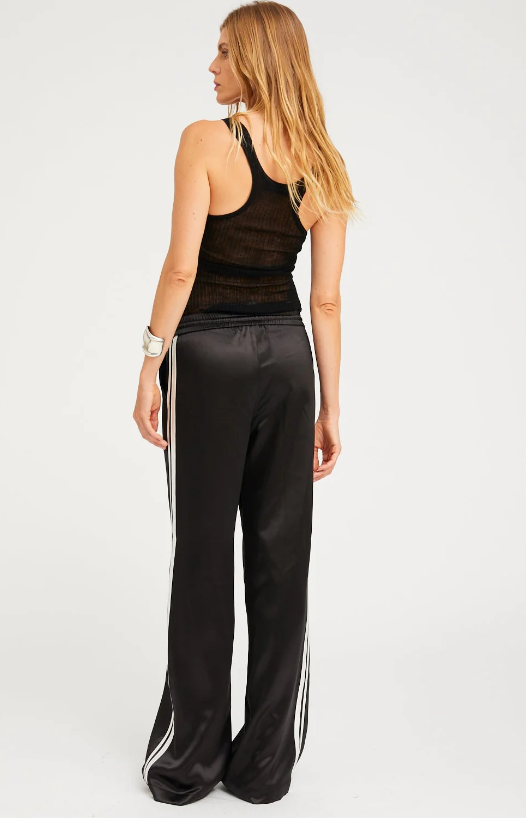 Scoop Neck Tank in Black