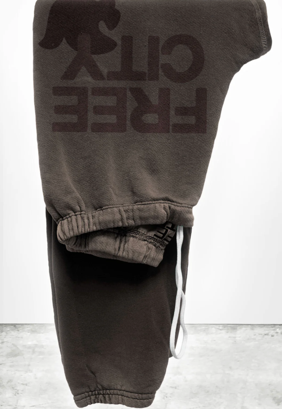 Free City Large Sweatpant in Coco Pony