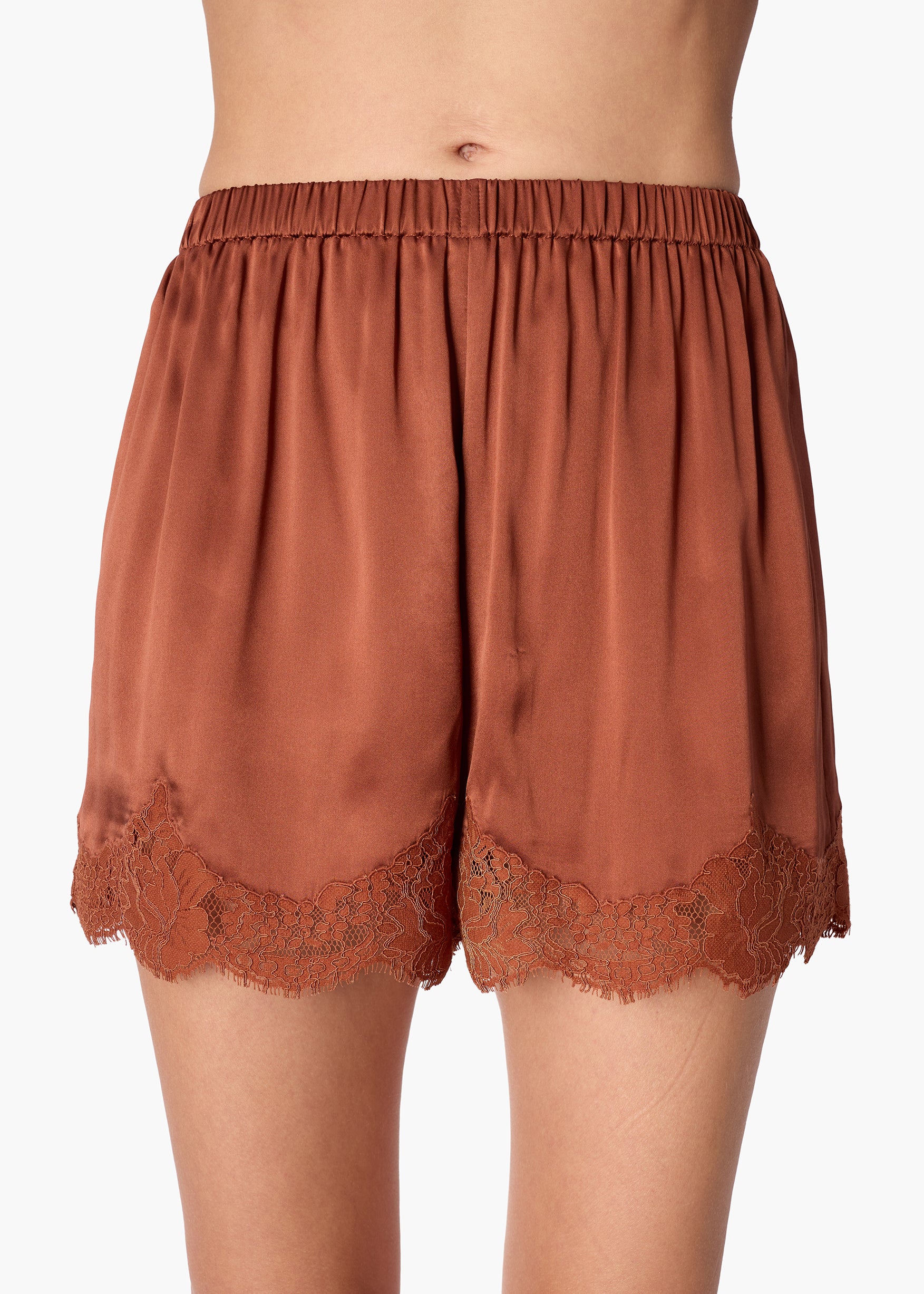 Anora Short